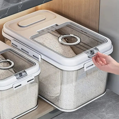 5L Airtight Plastic Food Storage Container with Transparent Lid, One-Hand Magnetic Flip Closure, Integrated Storage Date Timer, Leakproof and Insect-Proof Design, Moisture Resistant, Includes Measuring Scoop for Kitchen Pantry Use